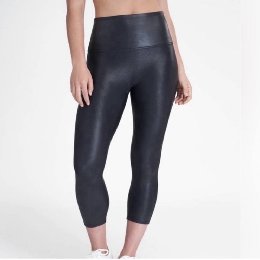 Spanx cropped faux leather leggings